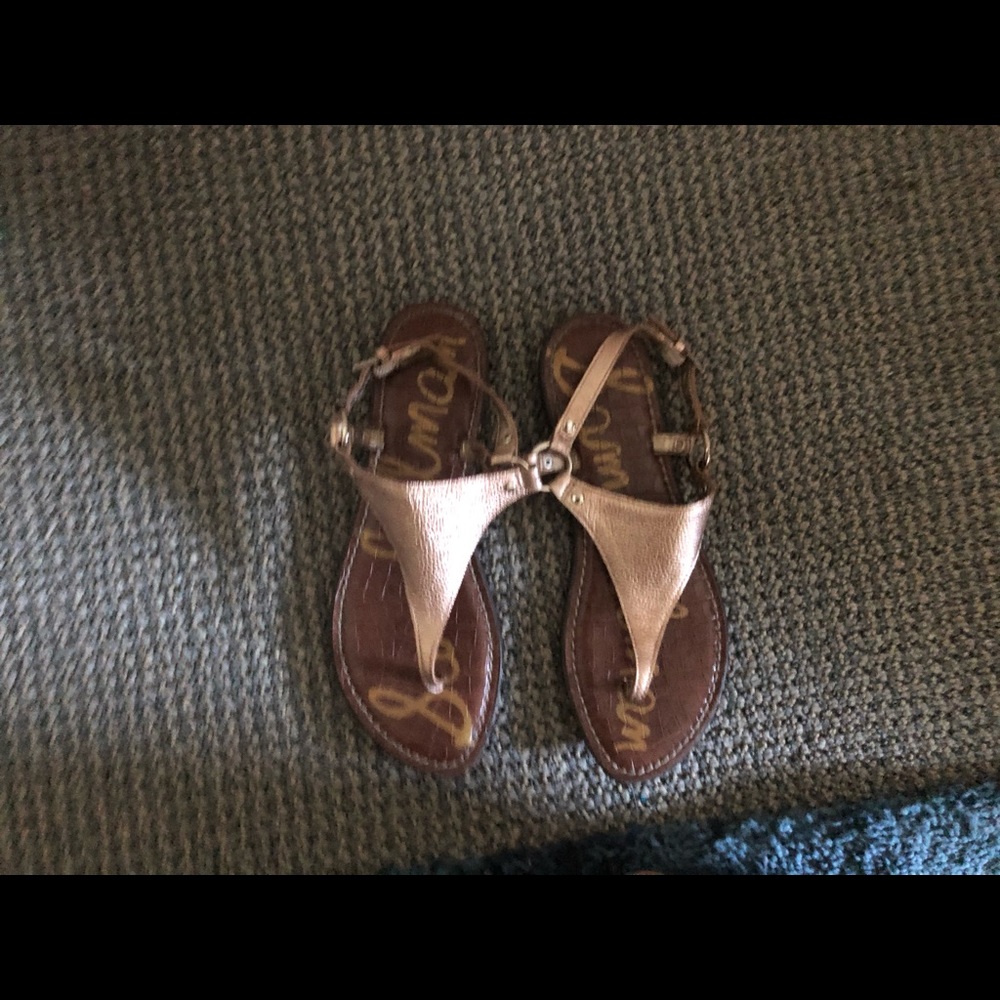 Sam Edelman Greta Thong Sandal gold 7.5
